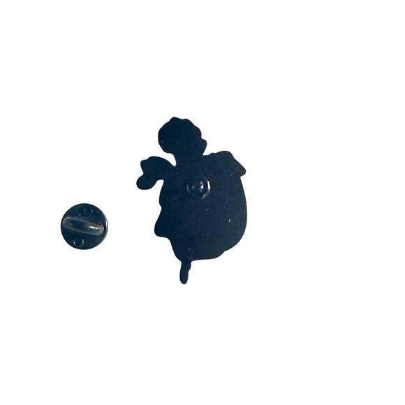 Skull and Roses Enamel Pin - Picture 2 of 3